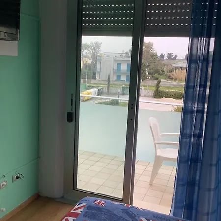 Oasi Mare בית הארחה 3*